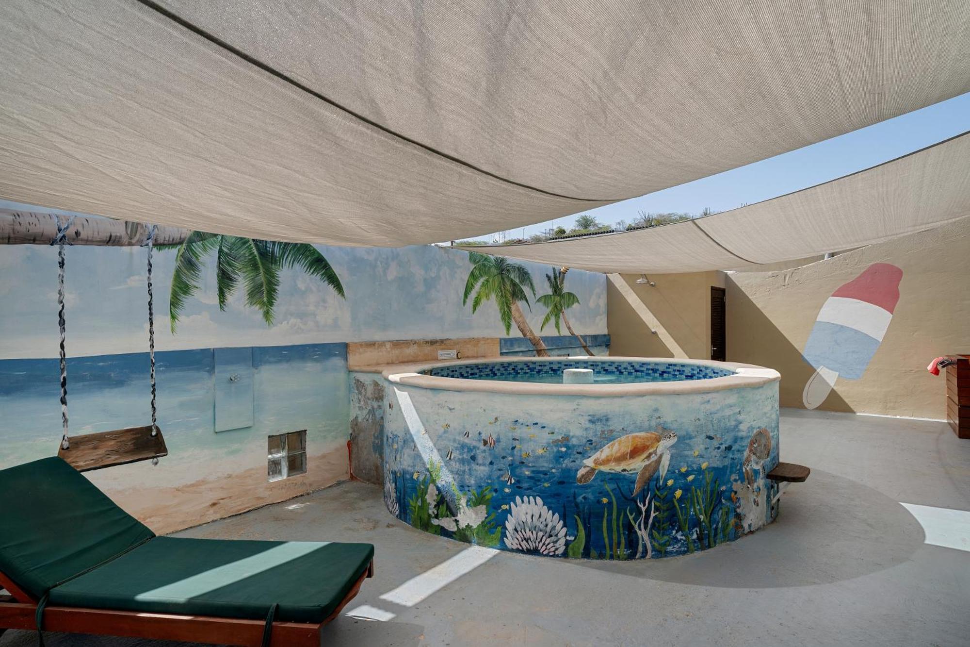 First Curacao Hostel Willemstad Exterior foto