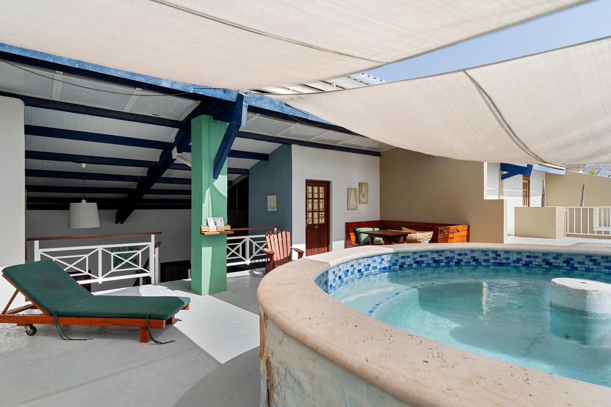 First Curacao Hostel Willemstad Exterior foto
