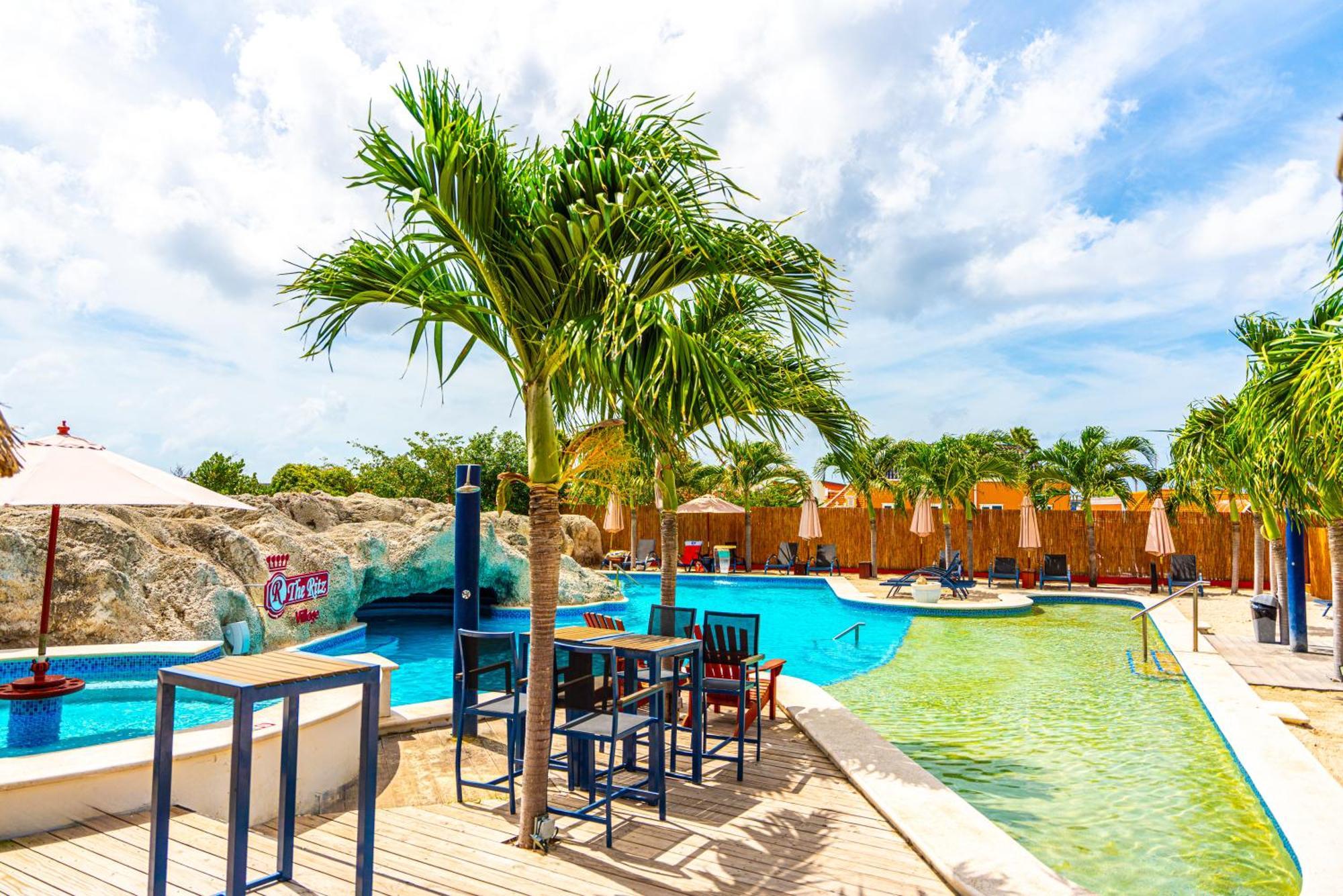 First Curacao Hostel Willemstad Exterior foto