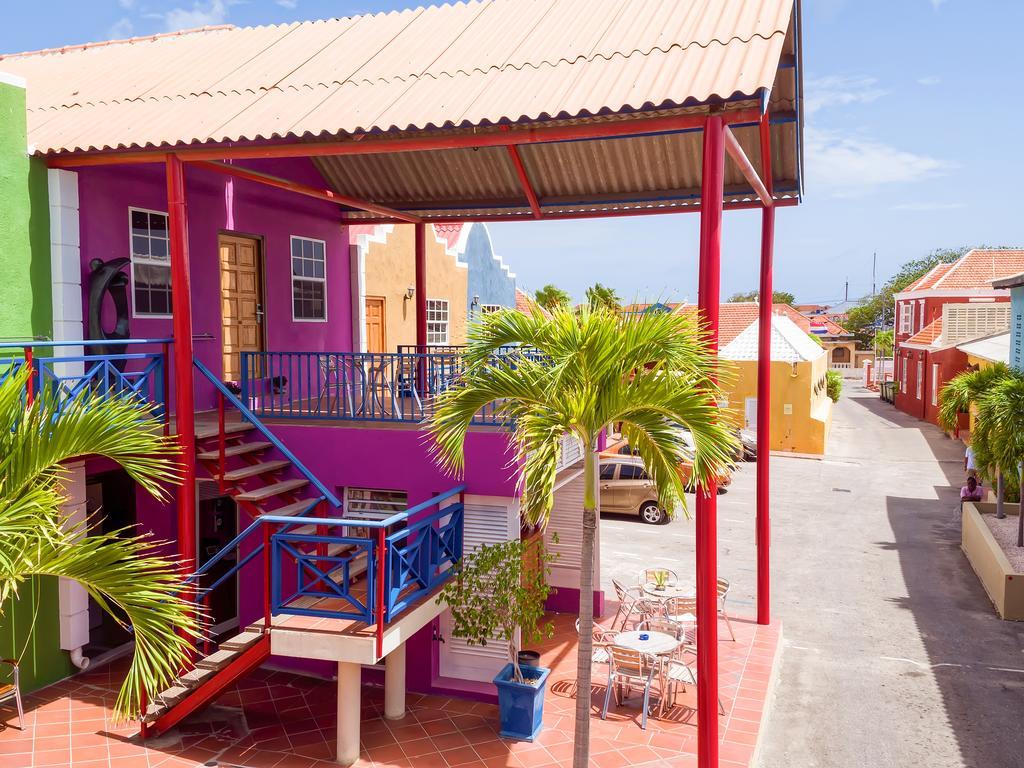 First Curacao Hostel Willemstad Exterior foto