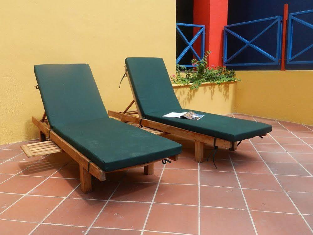 First Curacao Hostel Willemstad Exterior foto