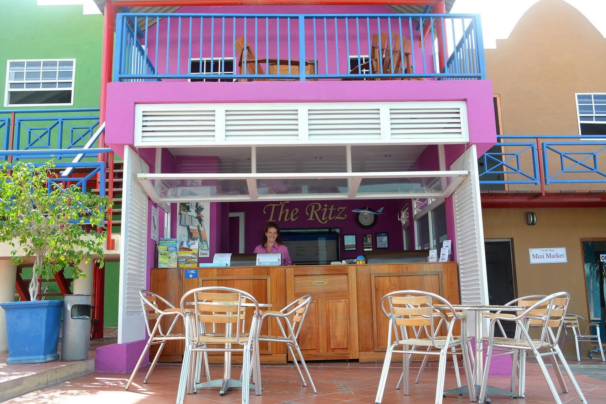 First Curacao Hostel Willemstad Exterior foto